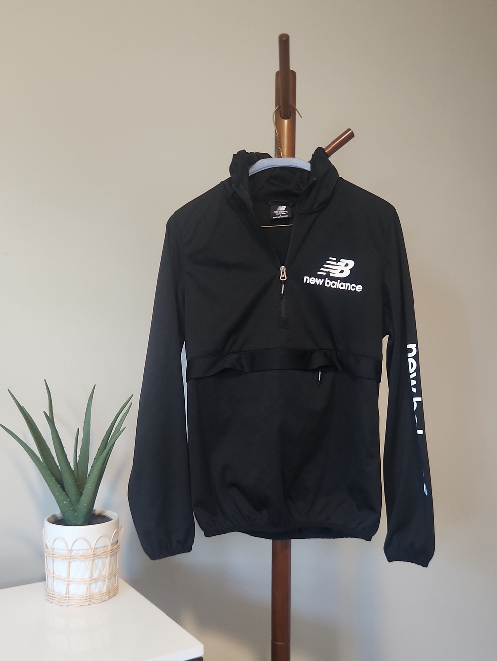 New Balance Hooded Running Jacket